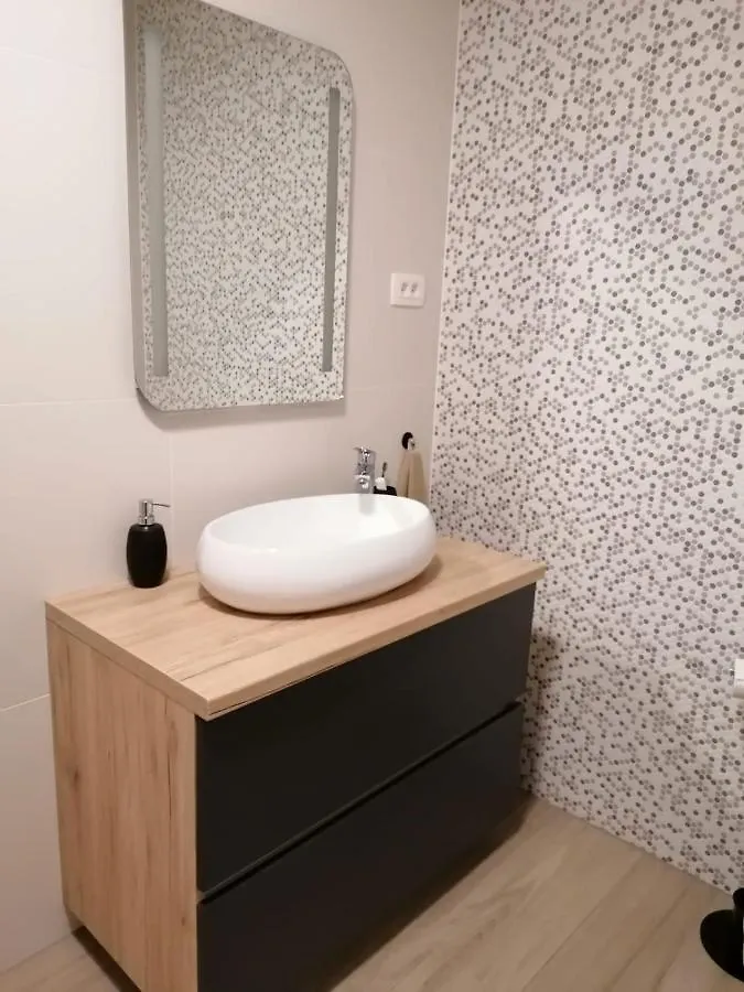 Brand New Apartment In Malinska Kroatien