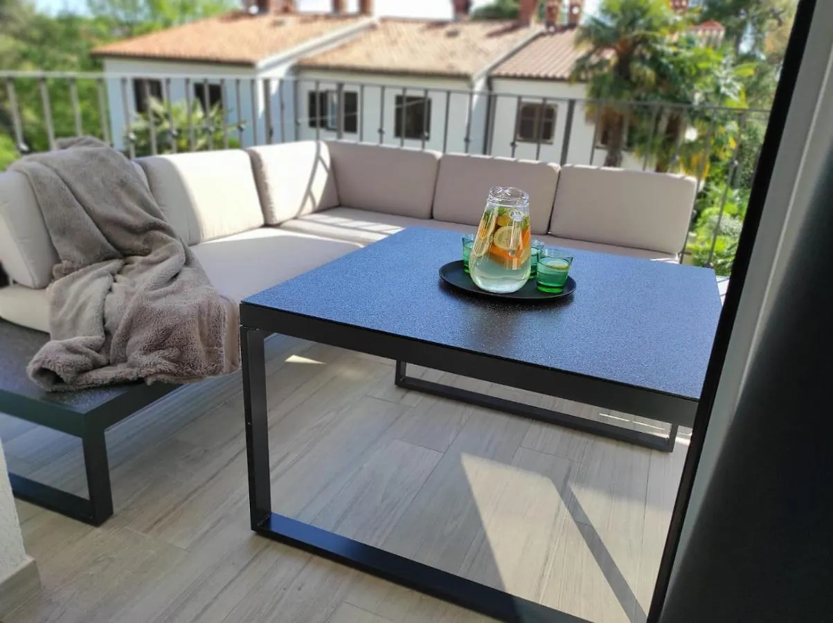 Brand New Apartment In Malinska
