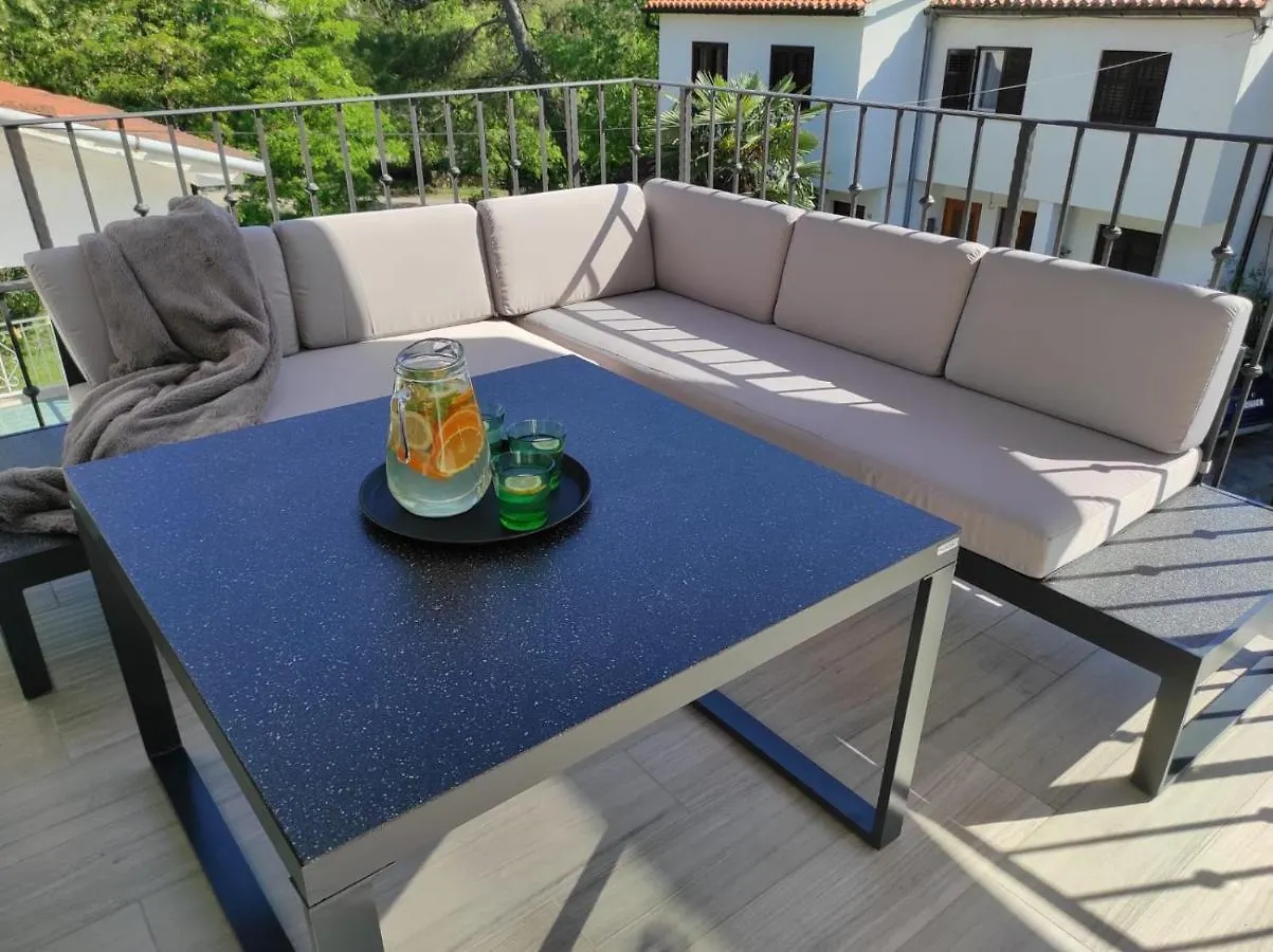 Brand New Apartment In Malinska