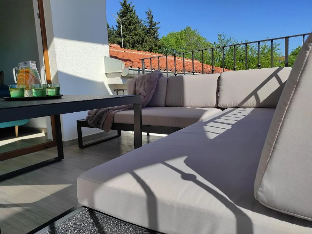 Brand New Apartment In Malinska
