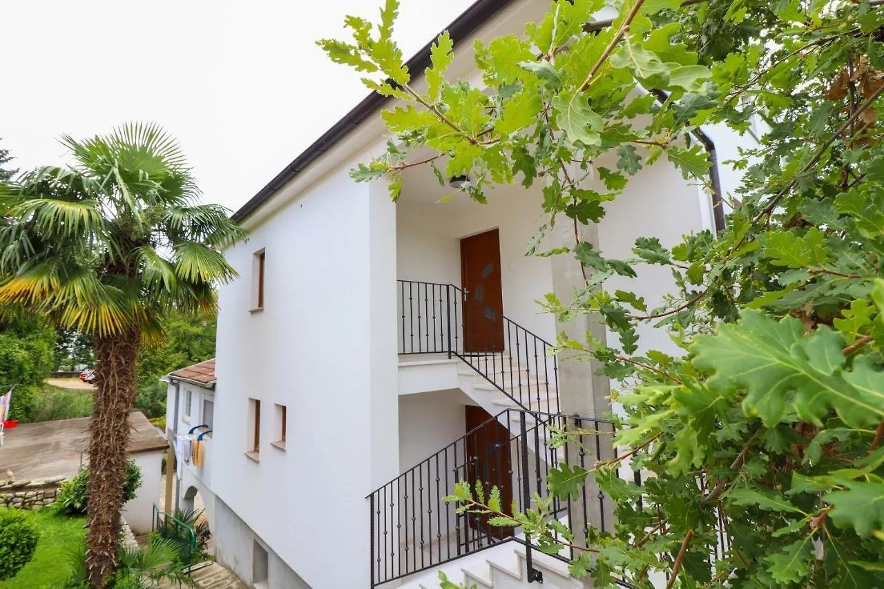 Brand New Apartment In Malinska Kroatien